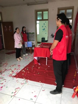 二中南门