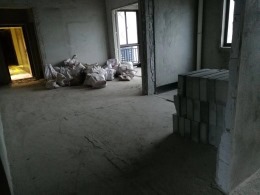 要便宜又要好，钥家装饰帮你搞________孝感协丰温哥华水泥砖进场